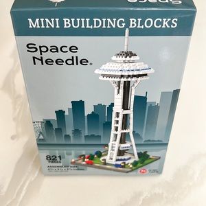 Mini Building Blocks Set Seattle Space Needle
